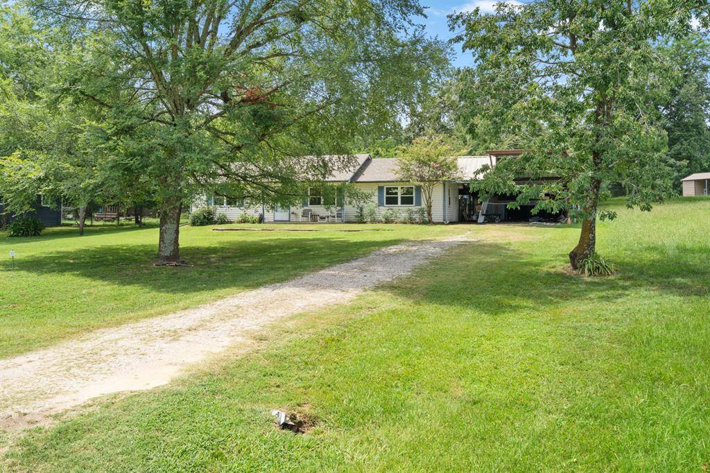 1282 Rs County Road 3325, Emory, TX 75440