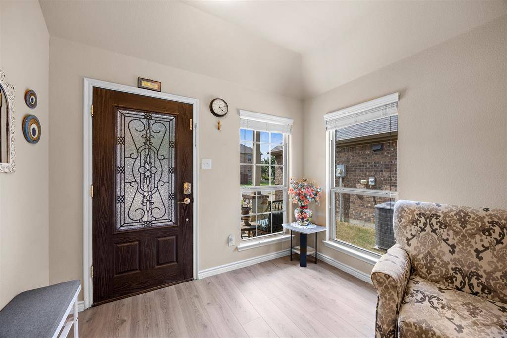 912 Gray Fox Drive, Mckinney, TX 75071