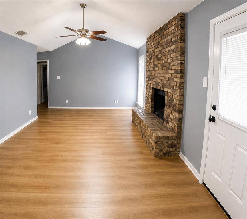289 Casie Court, Denton, TX 76207