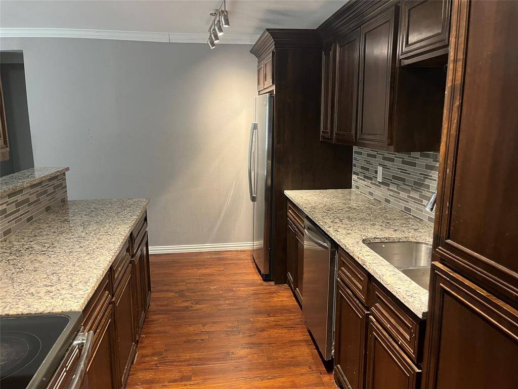238 Glencairn Drive, Dallas, TX 75232