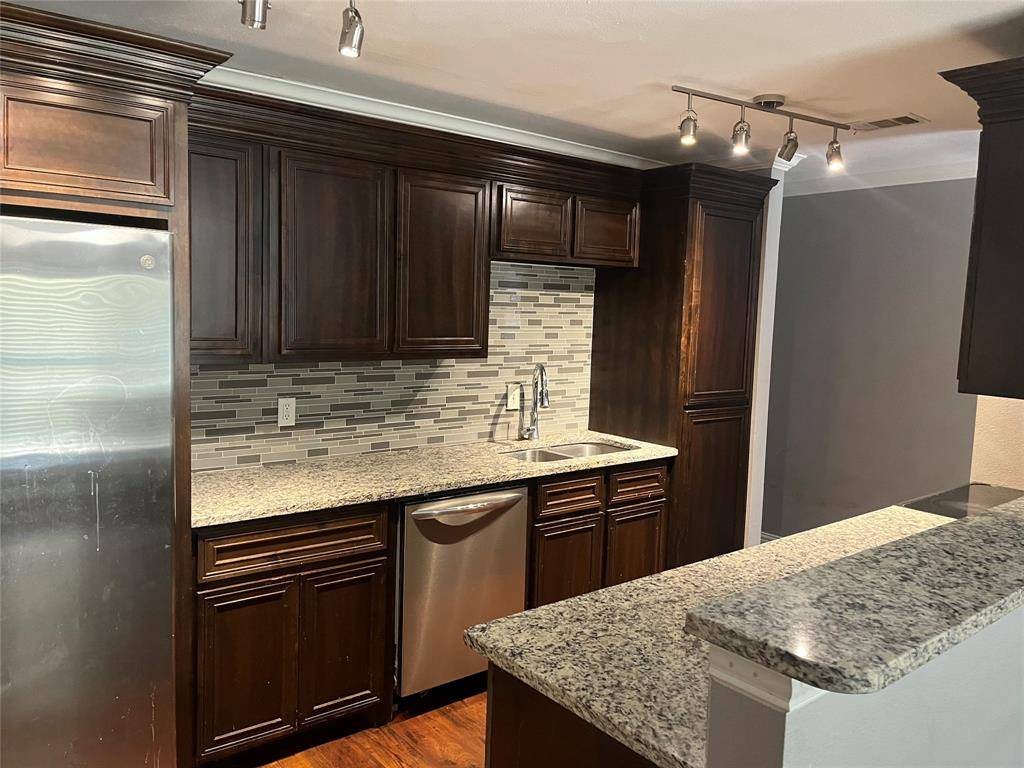 238 Glencairn Drive, Dallas, TX 75232