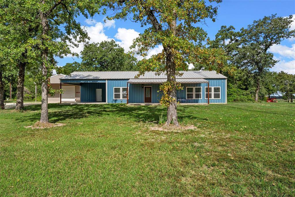 145 Private Road 944, Fairfield, TX 75840