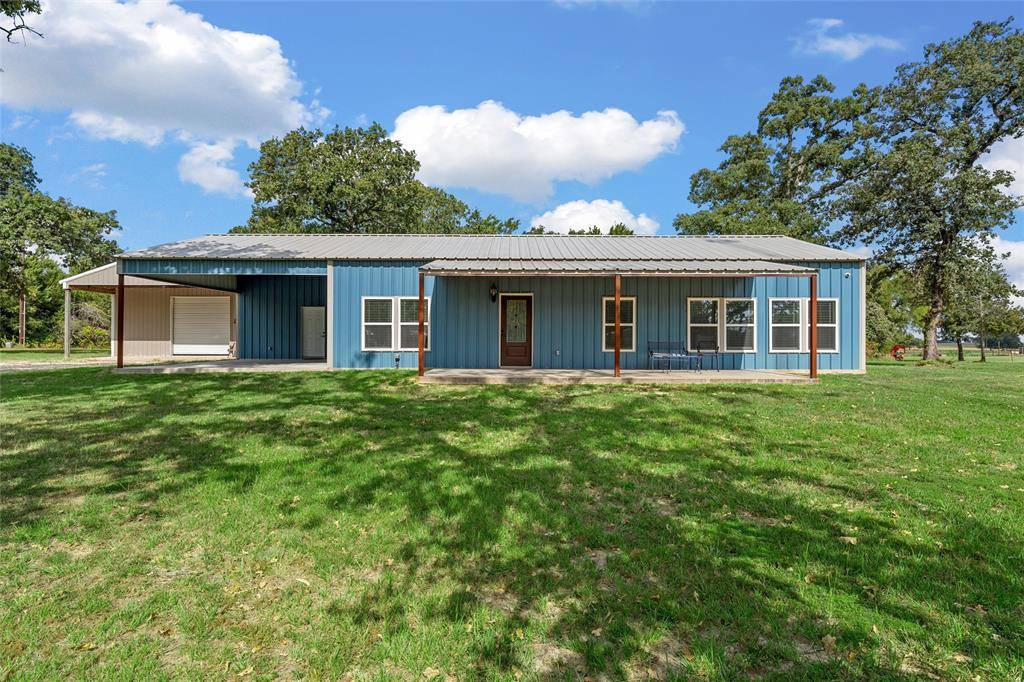 145 Private Road 944, Fairfield, TX 75840