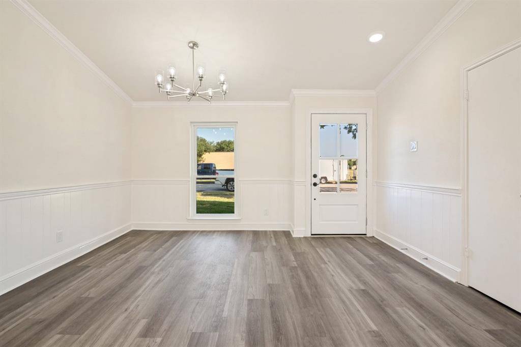 622 Grinnell Drive, Garland, TX 75043