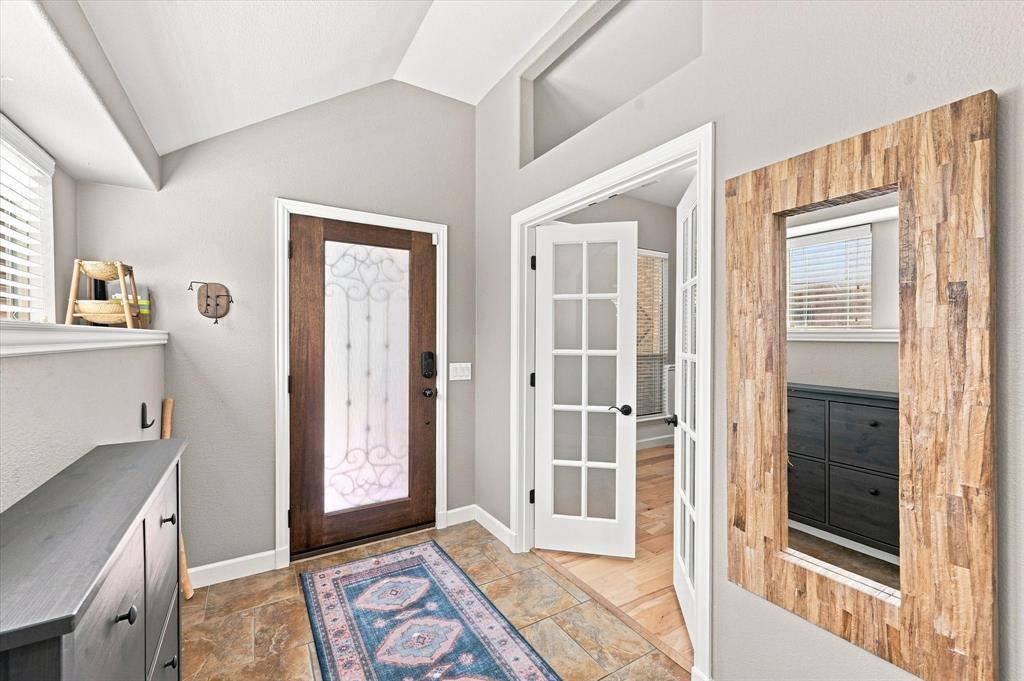 102 Chase Oaks Court, Mansfield, TX 76063