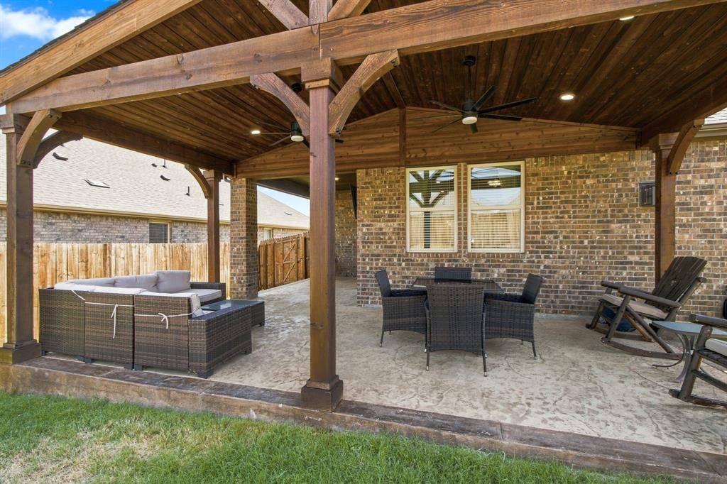 11217 Shady Meadows Way, Aubrey, TX 76227