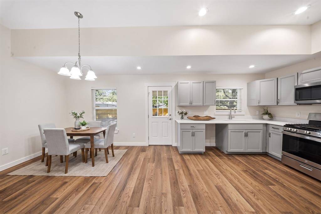 10637 Dunaway Drive, Dallas, TX 75228
