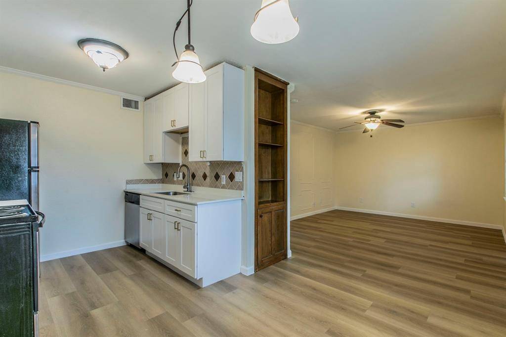 1214 Baylor Avenue #205, Waco, TX 76706