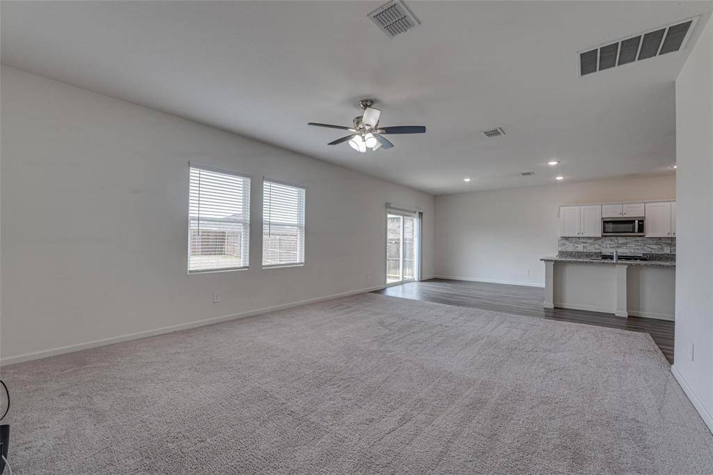767 Camden Drive, Lavon, TX 75166