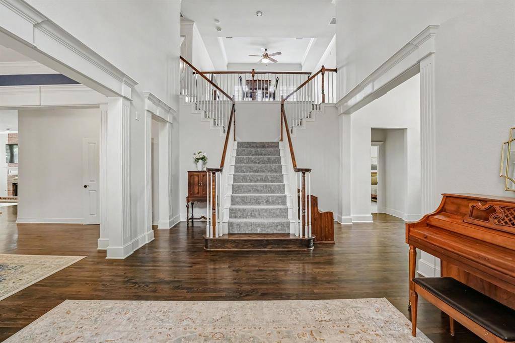 5360 Gatesworth Lane, Dallas, TX 75287