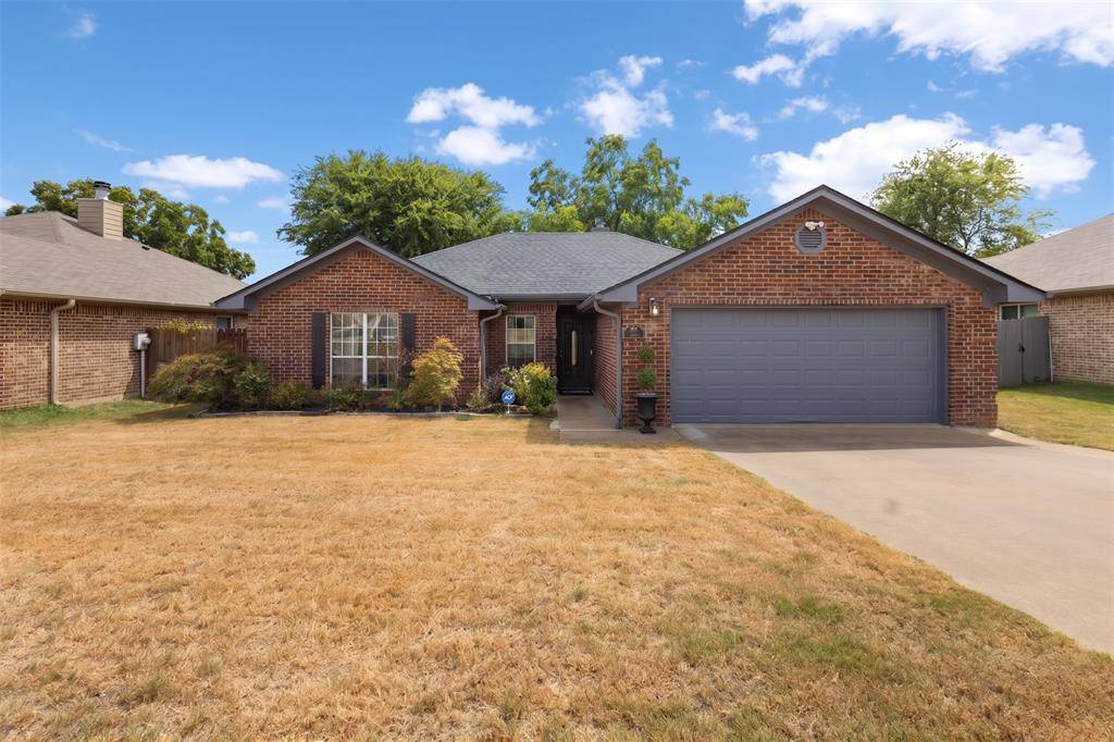 107 N Collin Drive, Chandler, TX 75758