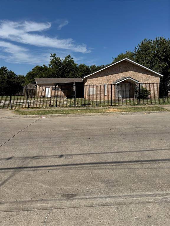 5123 Watson Drive, Dallas, TX 75241