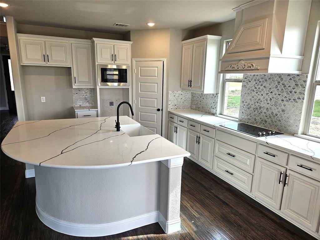 2701 Silo Lane, Van Alstyne, TX 75495