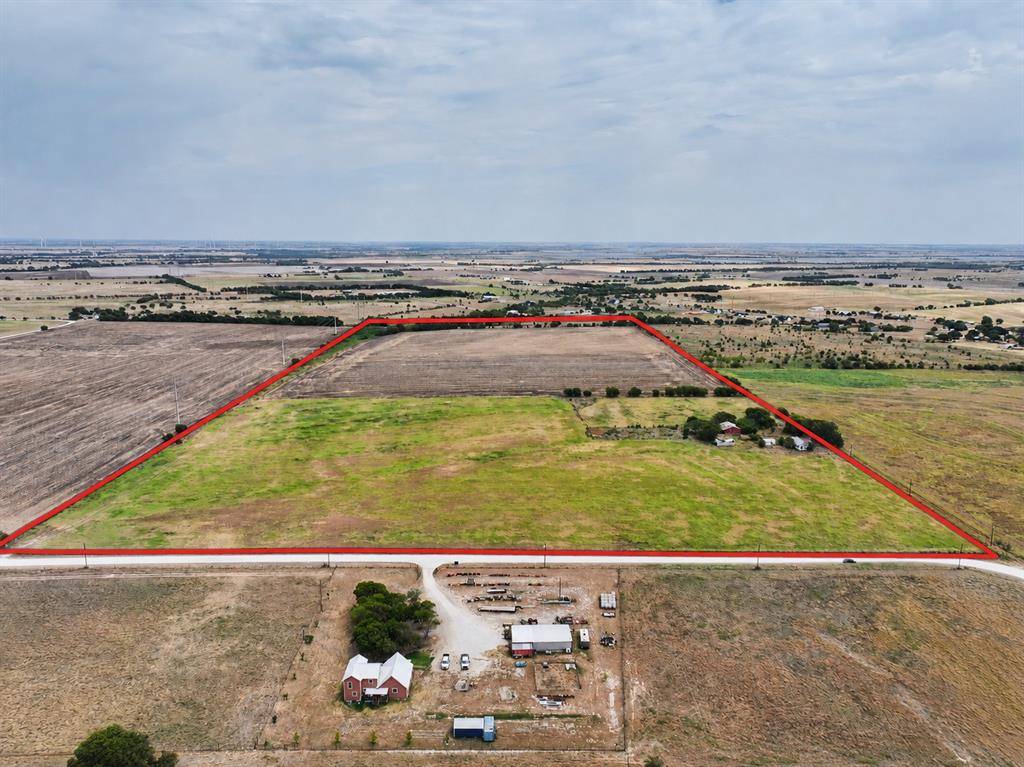 272 HCR-3106, Abbott, TX 76621