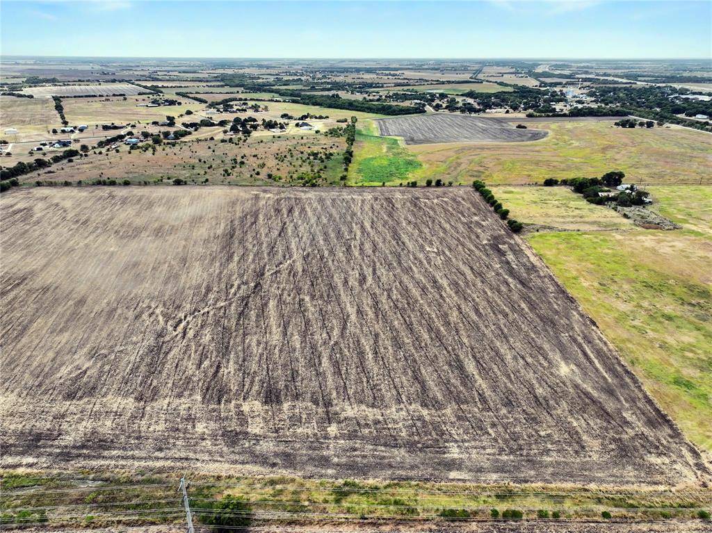 272 HCR-3106, Abbott, TX 76621