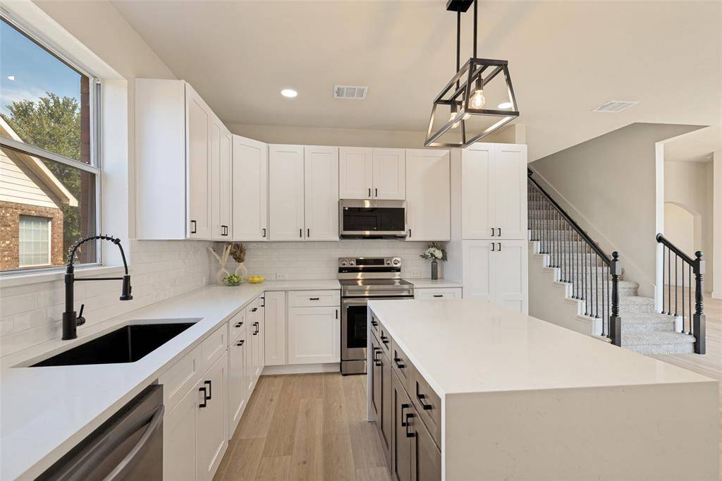 3708 Mason Drive, Plano, TX 75025
