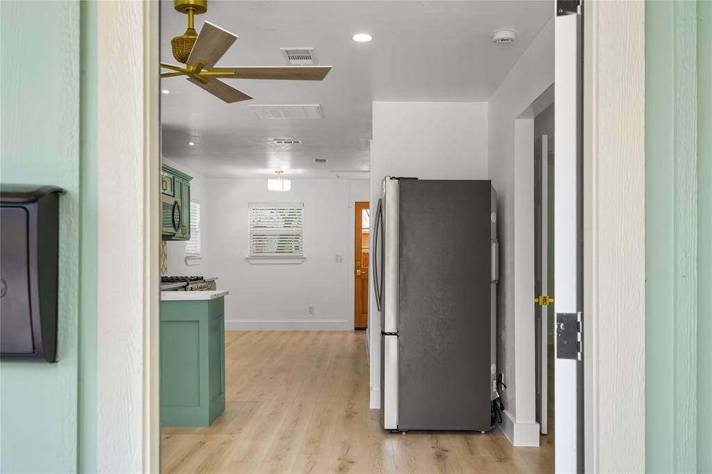 3818 Penelope Street, Dallas, TX 75210