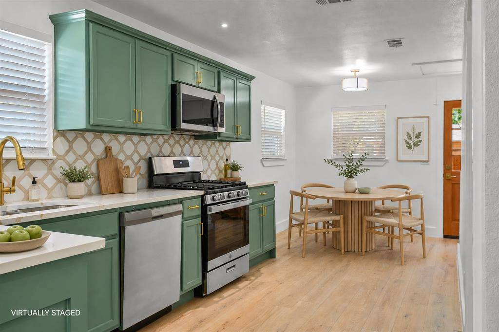 3818 Penelope Street, Dallas, TX 75210
