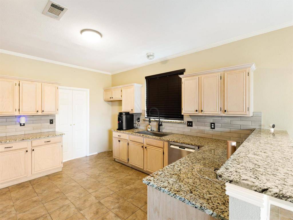 2617 Daniel Creek, Mesquite, TX 75181