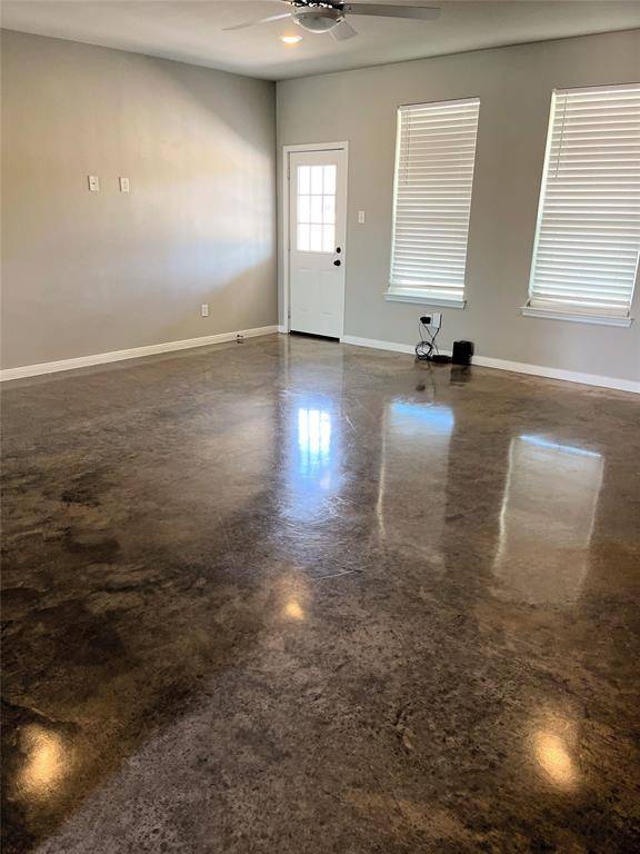 1067 County Road 327A, Glen Rose, TX 76043
