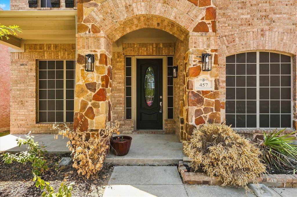 457 Bristol Street, Roanoke, TX 76262