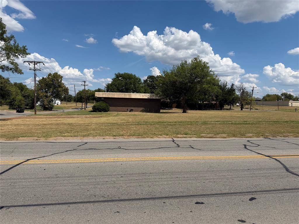 2701 Marshall Street, Greenville, TX 75401