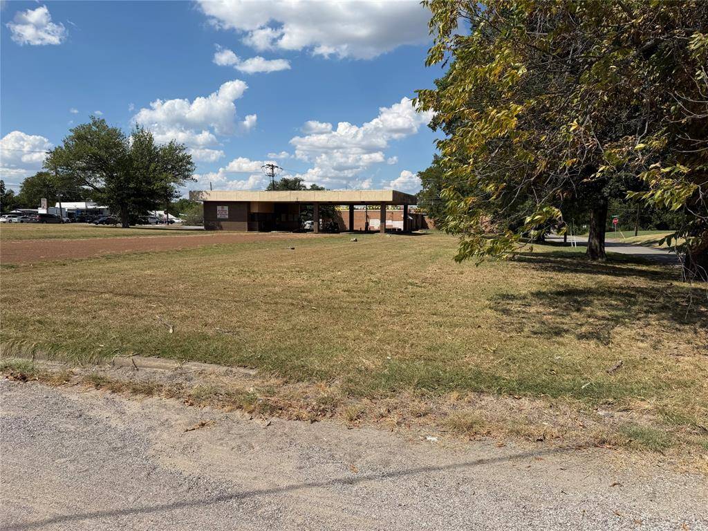 2701 Marshall Street, Greenville, TX 75401