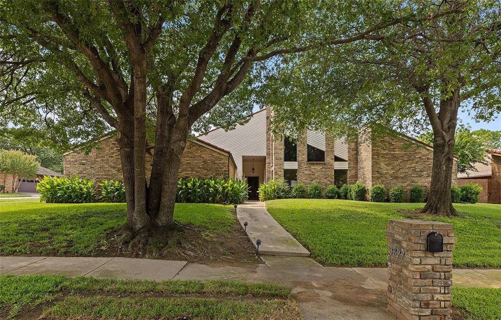 3827 Ashbury Lane, Bedford, TX 76021