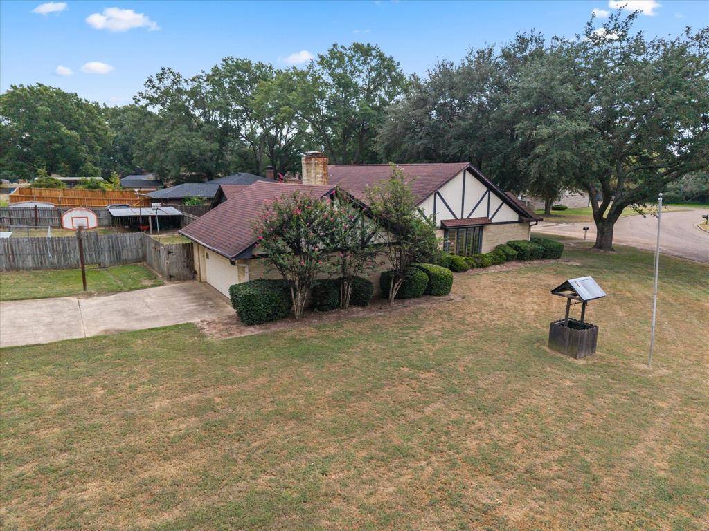 401 Southgate Drive, Mount Pleasant, TX 75455