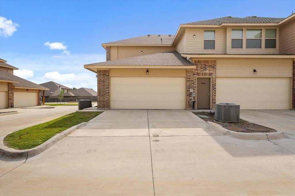 3620 Aaron Place, Denton, TX 76226