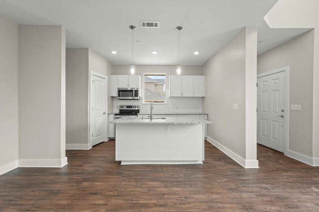 3620 Aaron Place, Denton, TX 76226