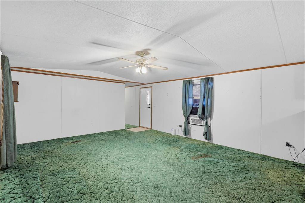 521 Vz County Road 3501, Wills Point, TX 75169