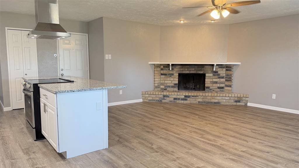 5224 Marks Circle, The Colony, TX 75056