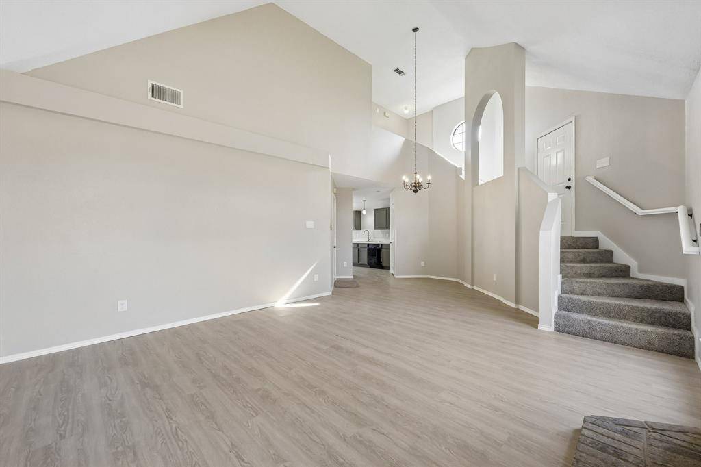 12627 Ridgeside Drive, Balch Springs, TX 75180