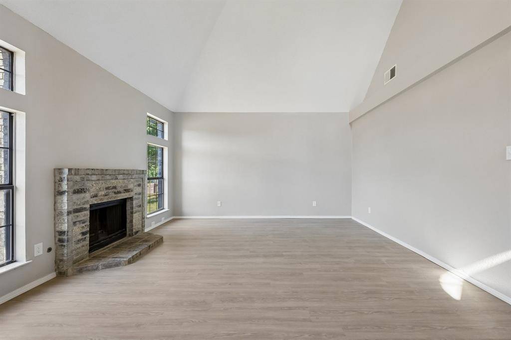 12627 Ridgeside Drive, Balch Springs, TX 75180