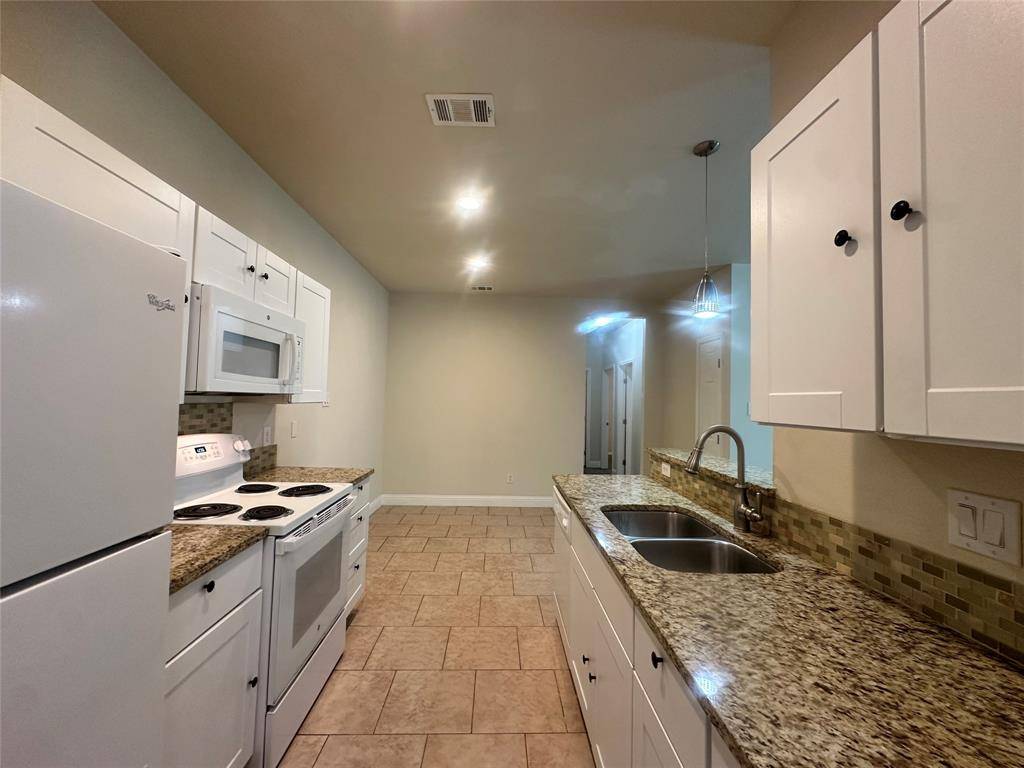 7407 Novella Drive, Fort Worth, TX 76134