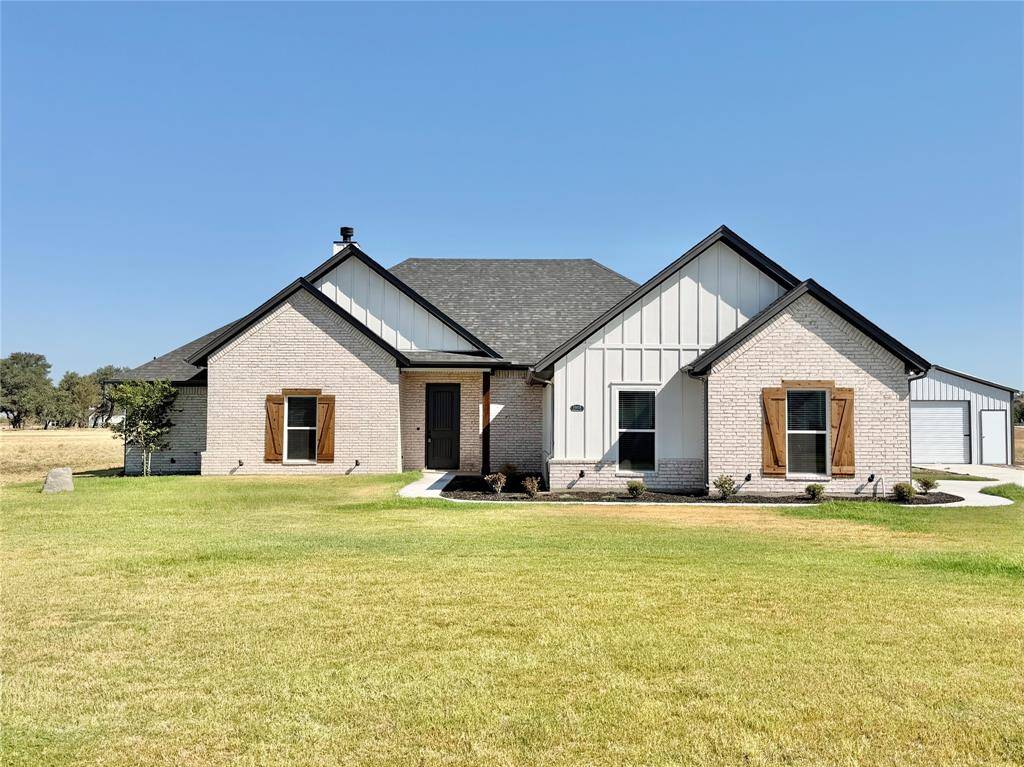 1013 Sabrina Court, Weatherford, TX 76085