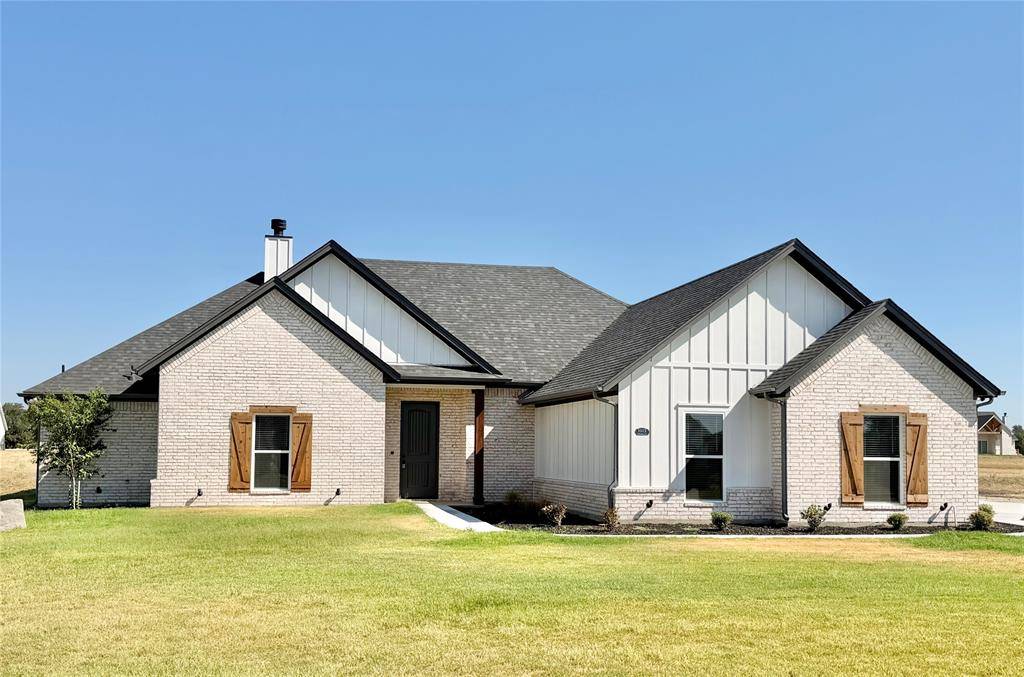 1013 Sabrina Court, Weatherford, TX 76085