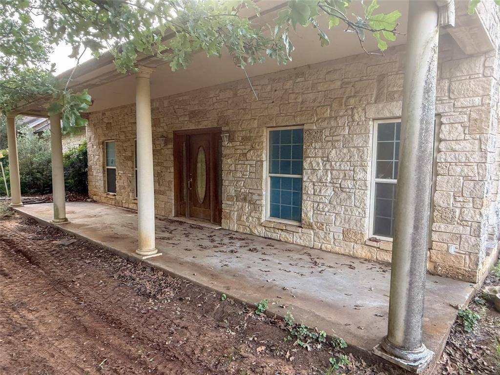 1700 Don Lee Road, Joshua, TX 76058