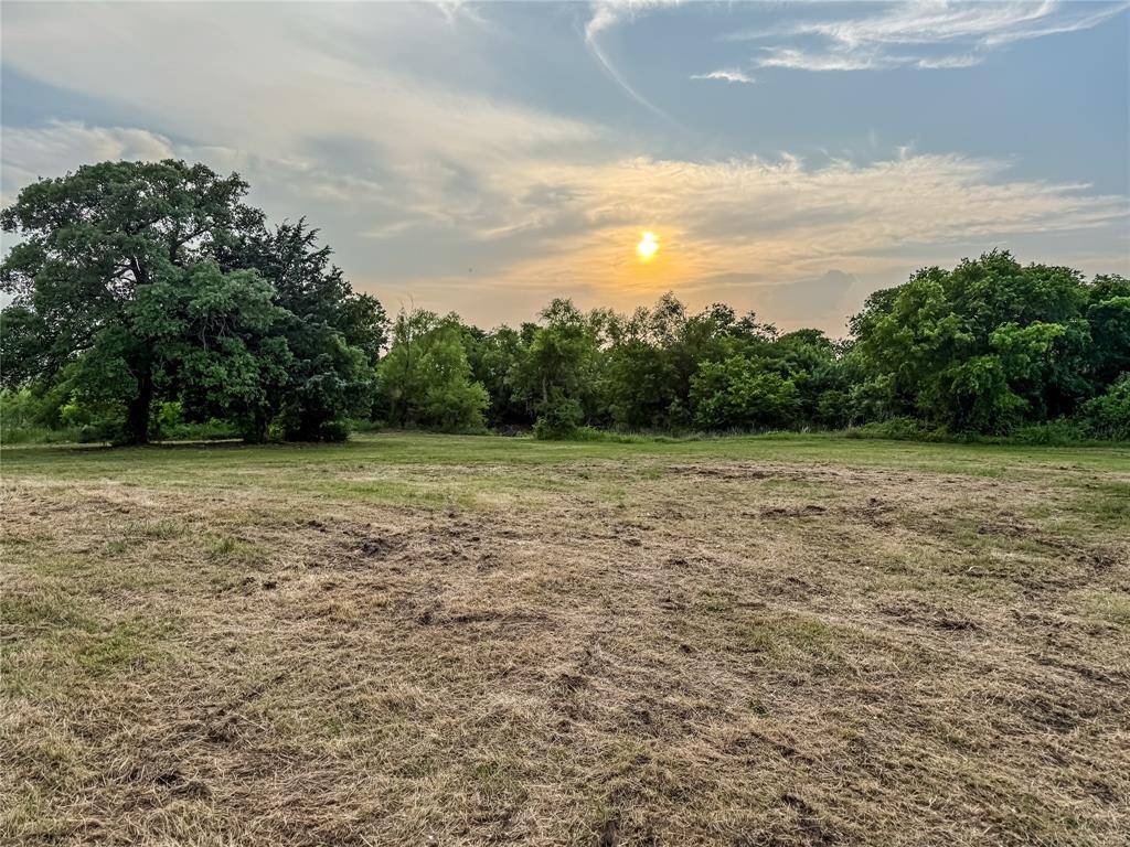 1700 Don Lee Road, Joshua, TX 76058
