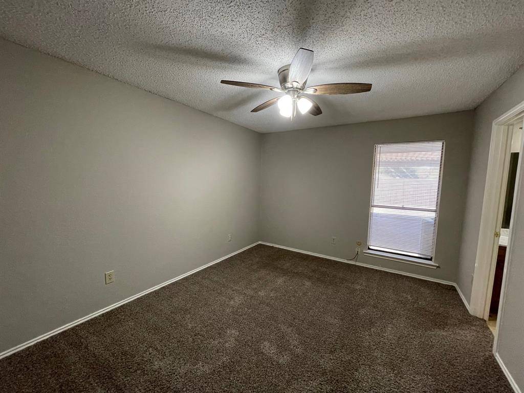 5601 Hearthwood Court, Arlington, TX 76016