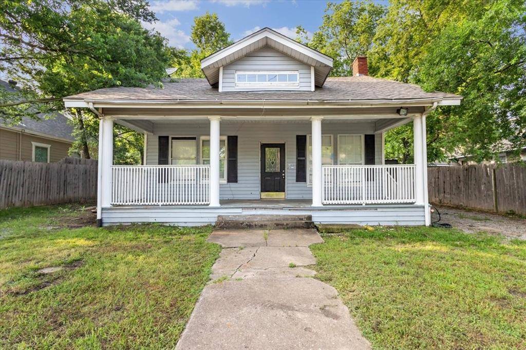 1010 E Cherry Street, Sherman, TX 75090
