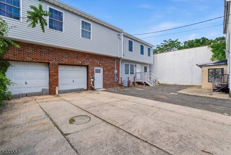 1231 Union St, Linden City, NJ 07036