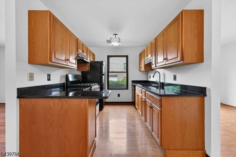 1215 Spruce Hills Dr, Glen Gardner Boro, NJ 08826