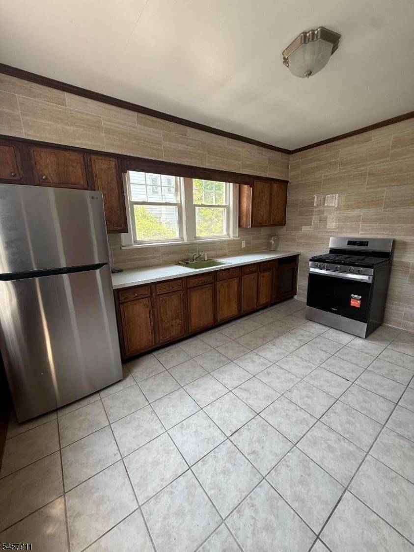 8 Chapman St #1, Bloomfield Twp., NJ 07003