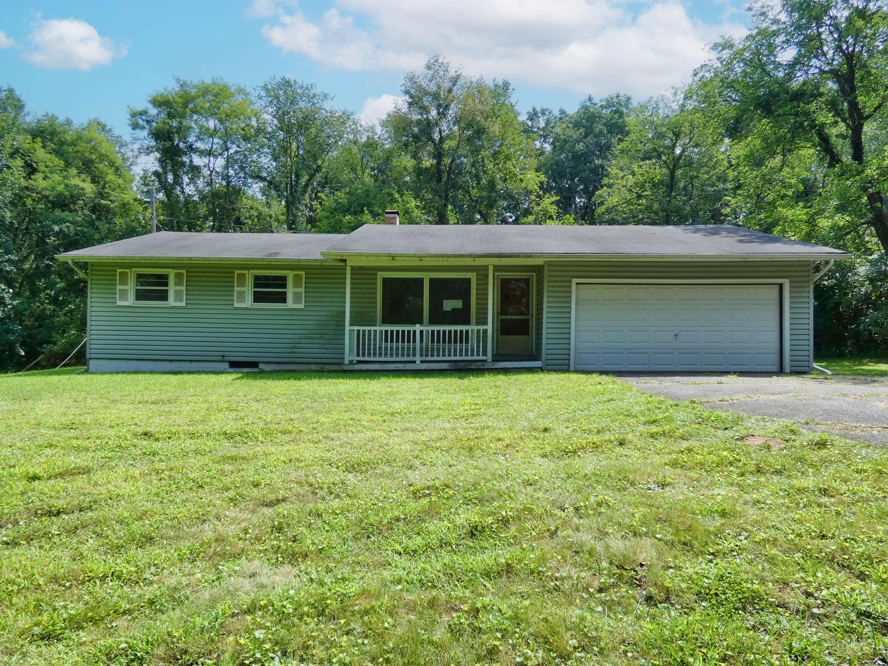 69669 Gumwood RD, Milton Twp, MI 49120
