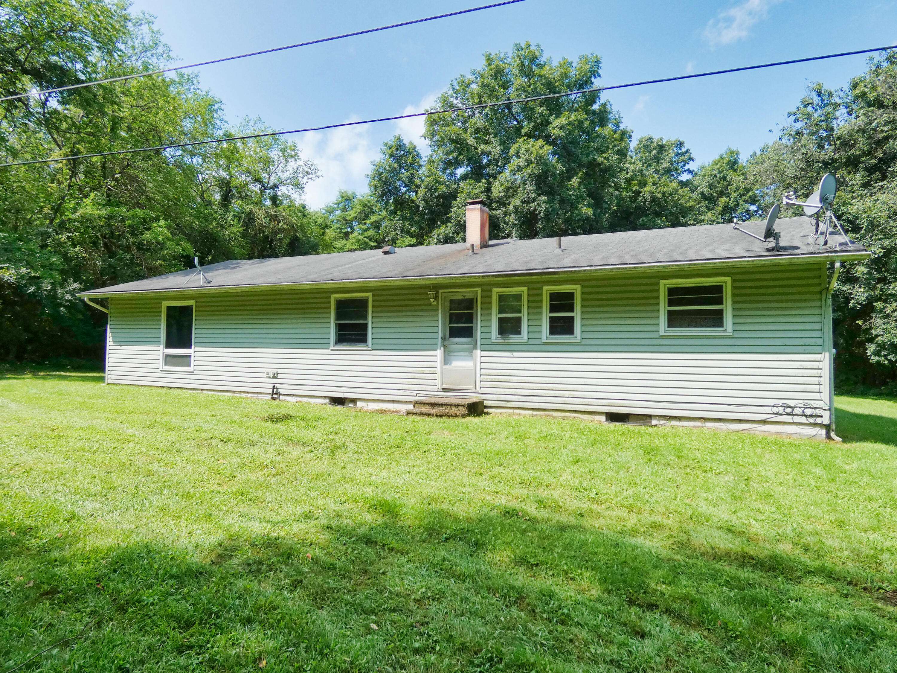 69669 Gumwood RD, Milton Twp, MI 49120