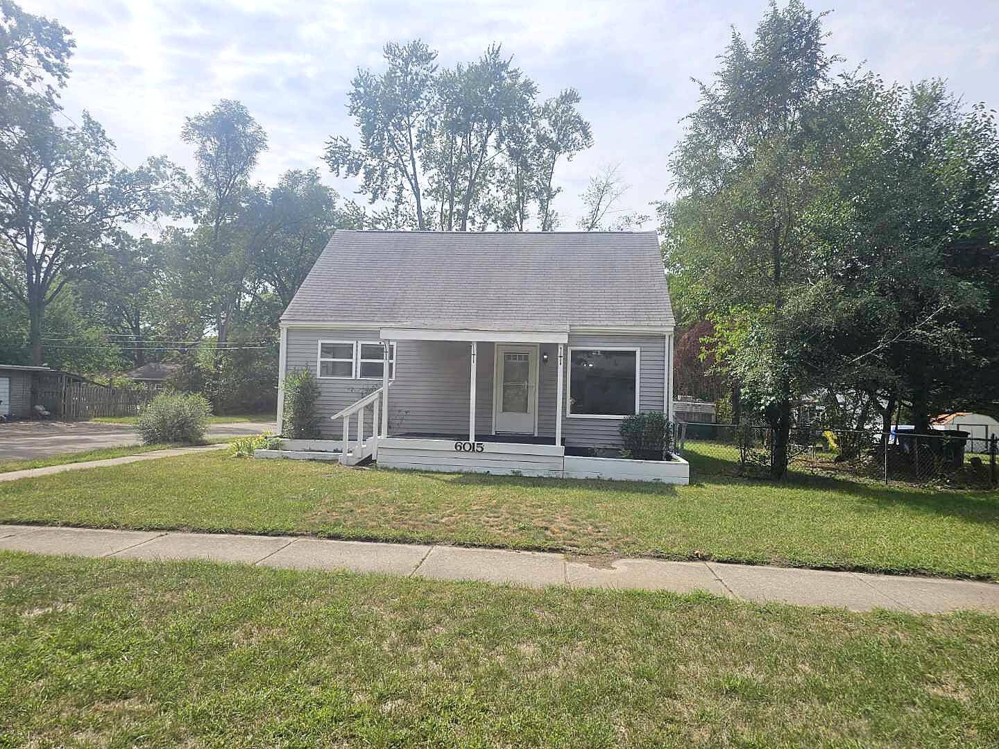 6015 Herbert ST, Westland, MI 48185