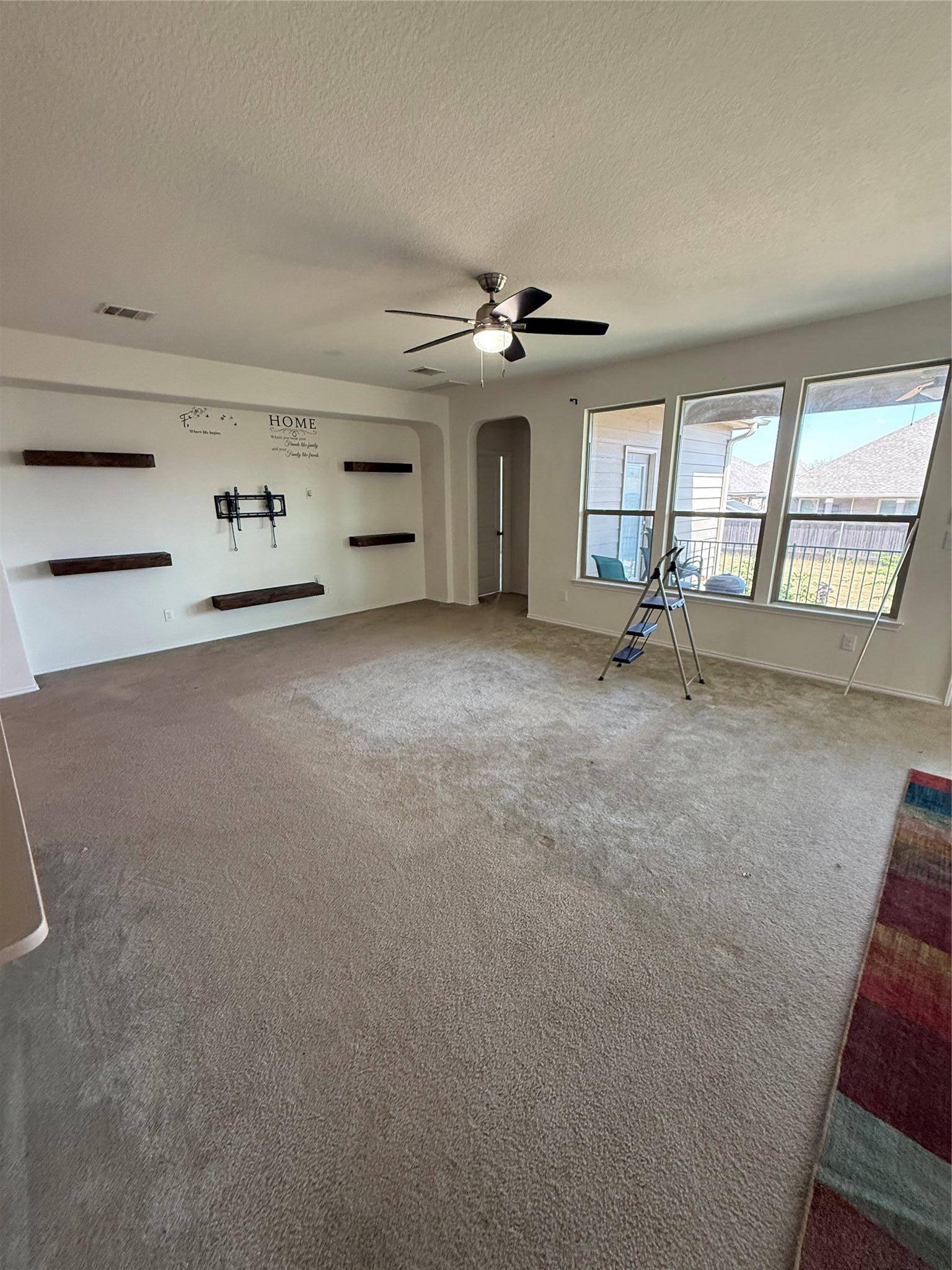 16602 Brogan LN, Pflugerville, TX 78660