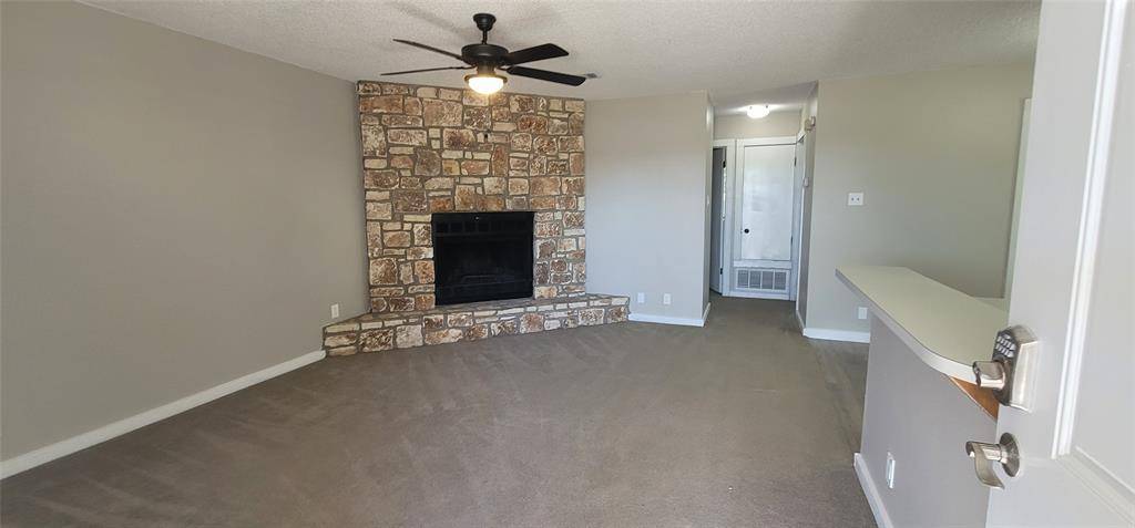 20800 Bonanza ST #B, Lago Vista, TX 78645